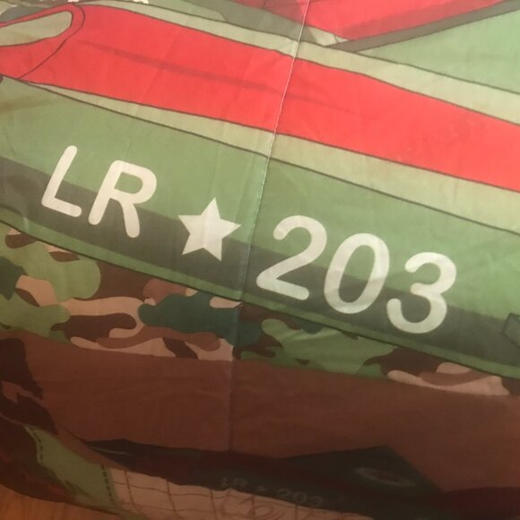 POTTERY BARN BEDSPREAD/COMFORTER CAMO FLIGHT COMMAND REVERSABLE 85"X68 - Picture 4 of 9